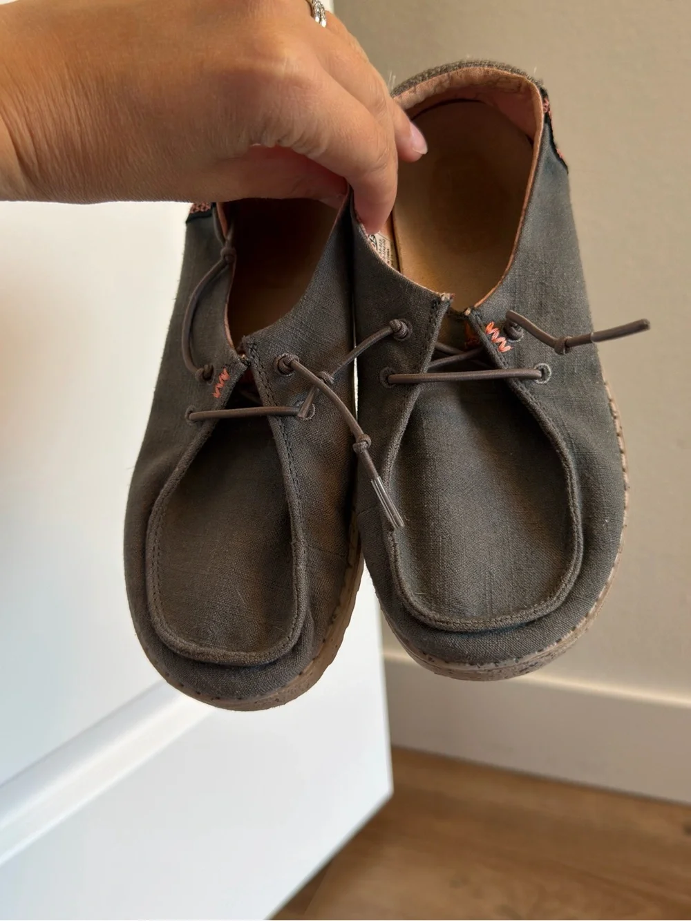 Hey Dude Wendy Slip On Shoes Gray Color Size 1 Youth Unisex Kids